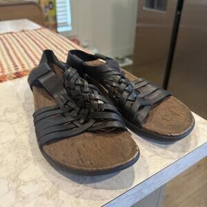 Merrell Women's Black Leather Woven Sandals Size 9